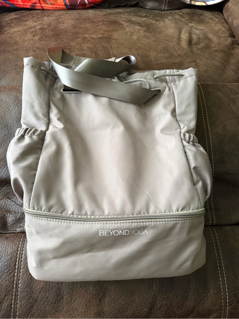Beyond Yoga Gray Drawstring Tote Backpack - Picture 2 of 5